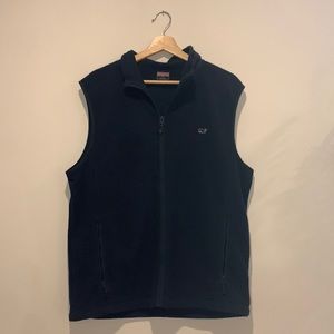 Navy blue vineyard vines fleece vest. Used- good condition.